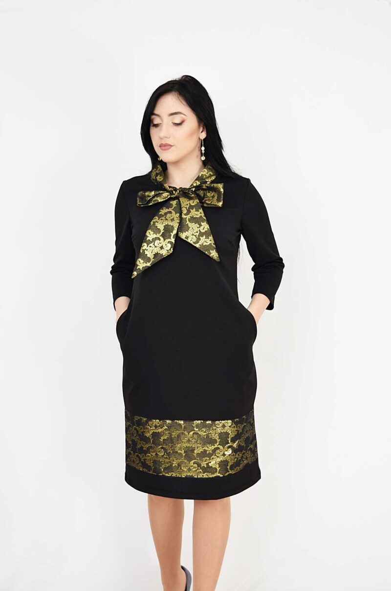 Rochie neagra croi larg eleganta