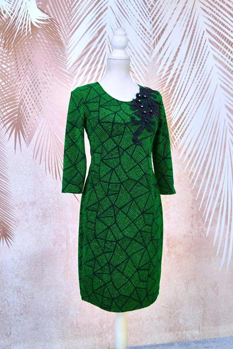 Rochie eleganta verde cu broderie florala 3D Annabella2