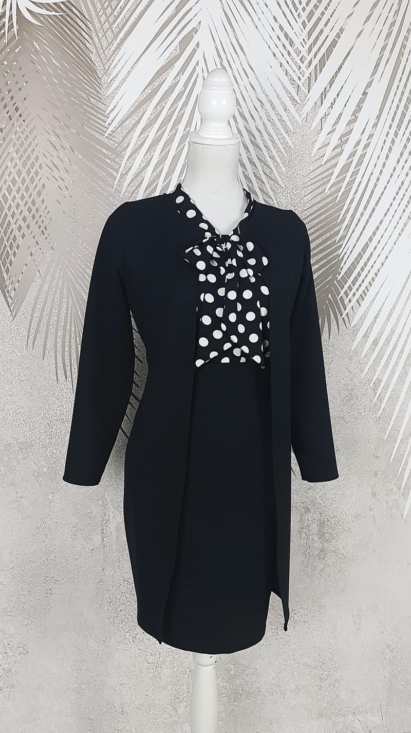 Compleu cardigan si fusta neagra si bluza neagra cu buline albe
