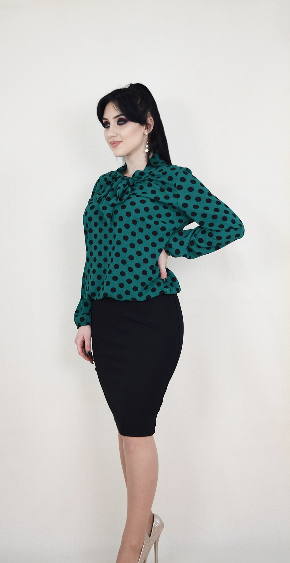 Bluza eleganta verde cu buline - 5 | YEO