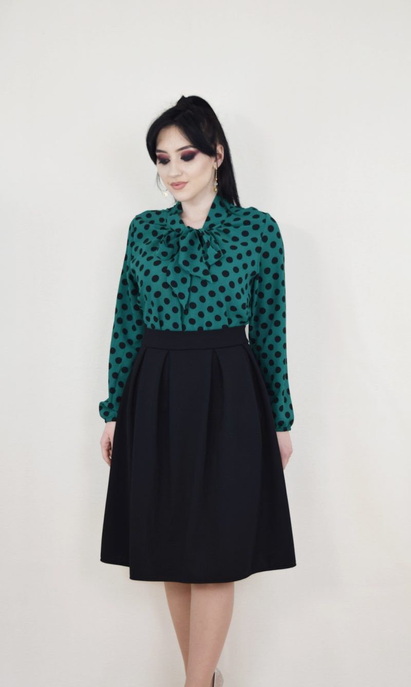 Bluza eleganta verde cu buline
