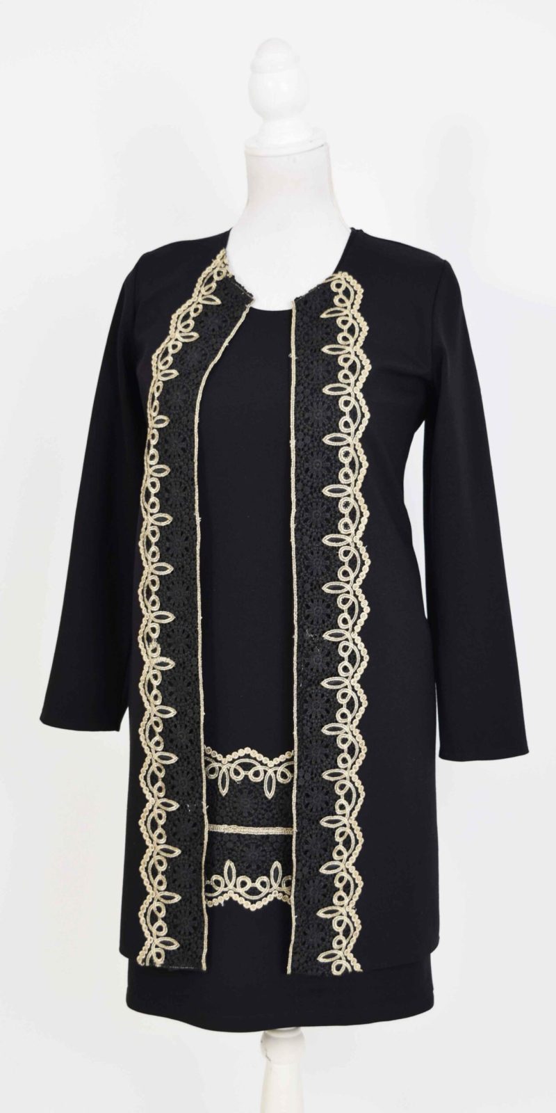 Compleu elegant negru cu broderie Ania