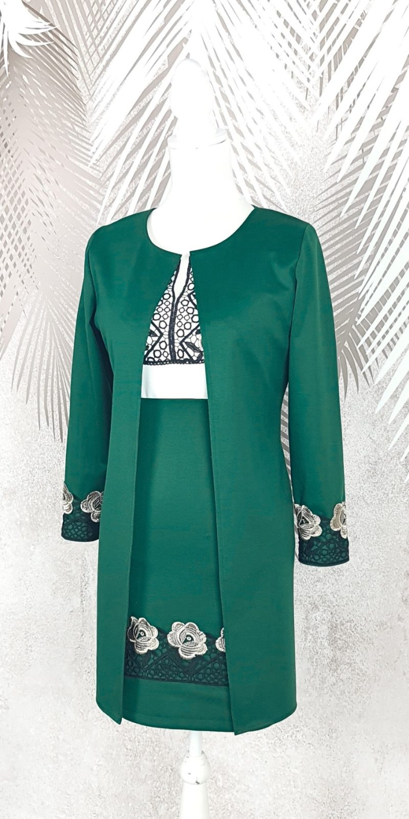 Compleu cardigan si fusta verde cu broderie si cu bluza alba cu broderie Melania