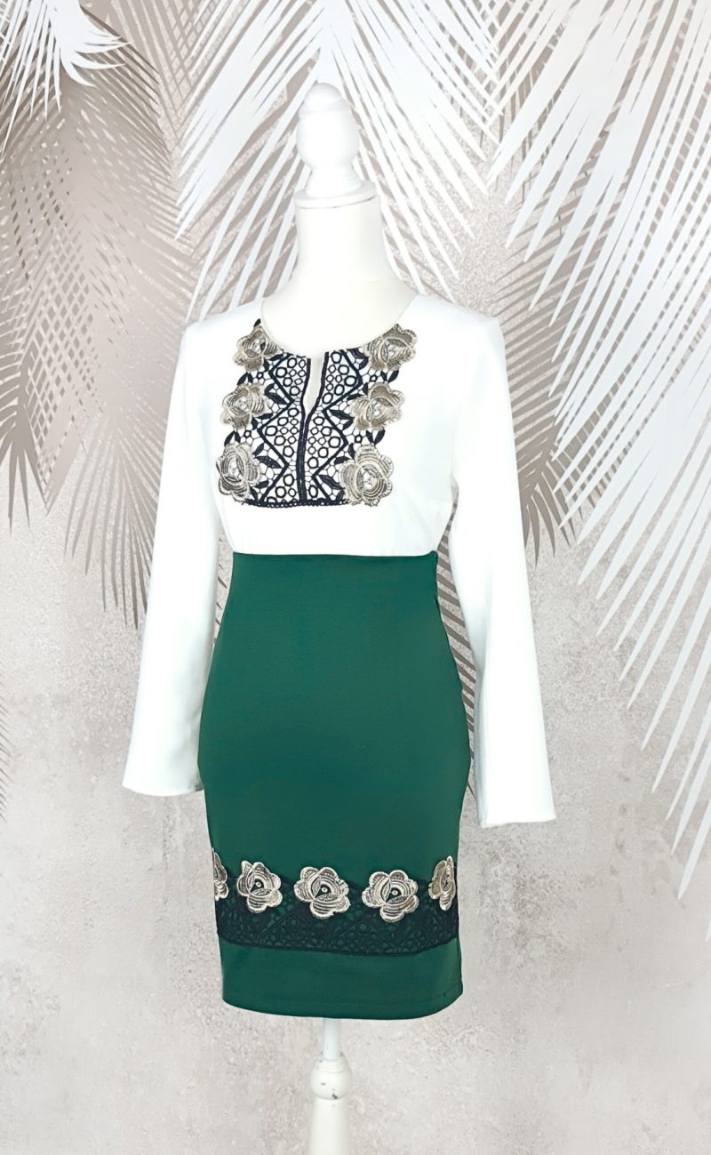 Compleu cardigan si fusta verde cu broderie si cu bluza alba cu broderie Melania