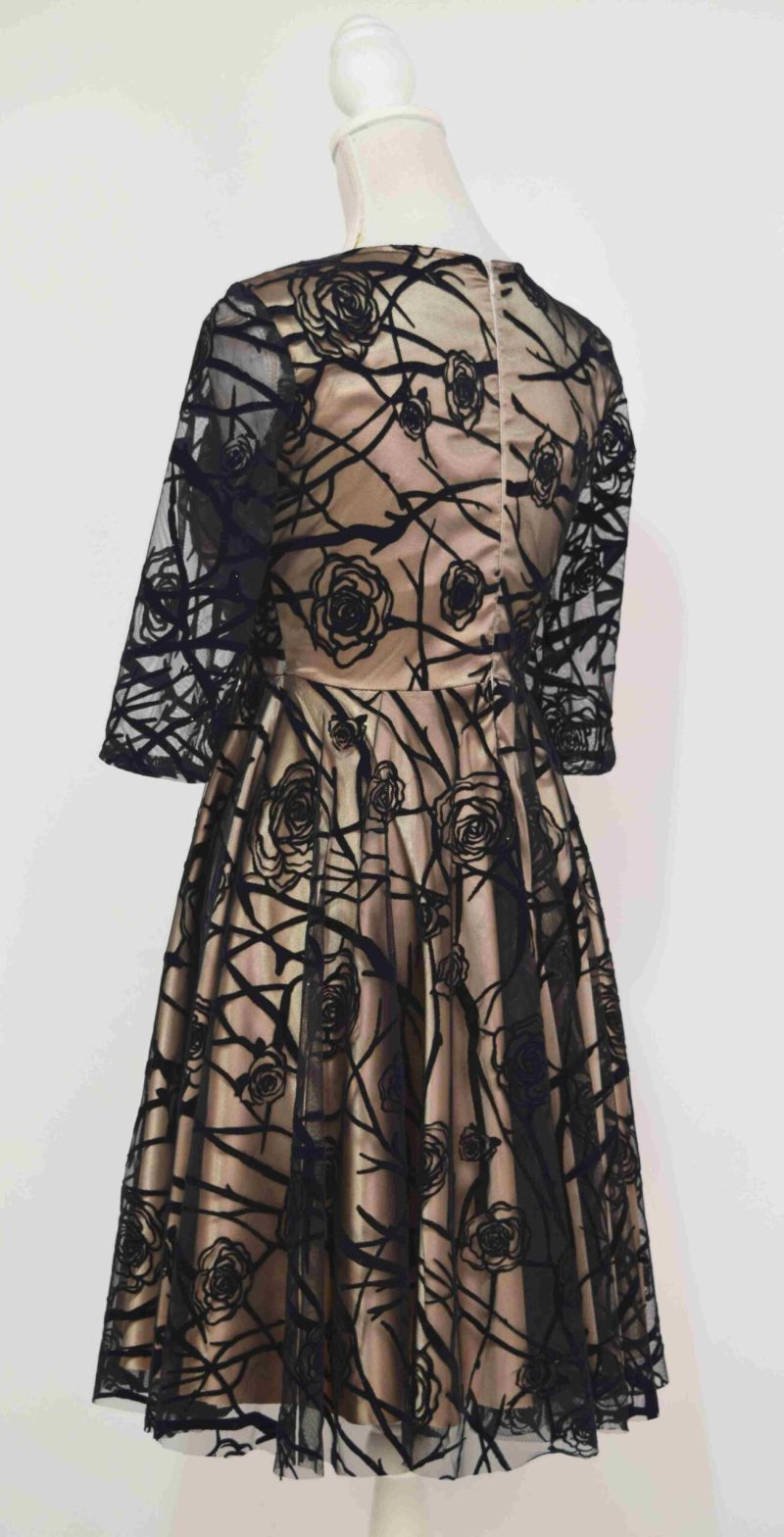 Rochie de ocazie din tiul cu broderie catifea neagra si saten bej Carmen
