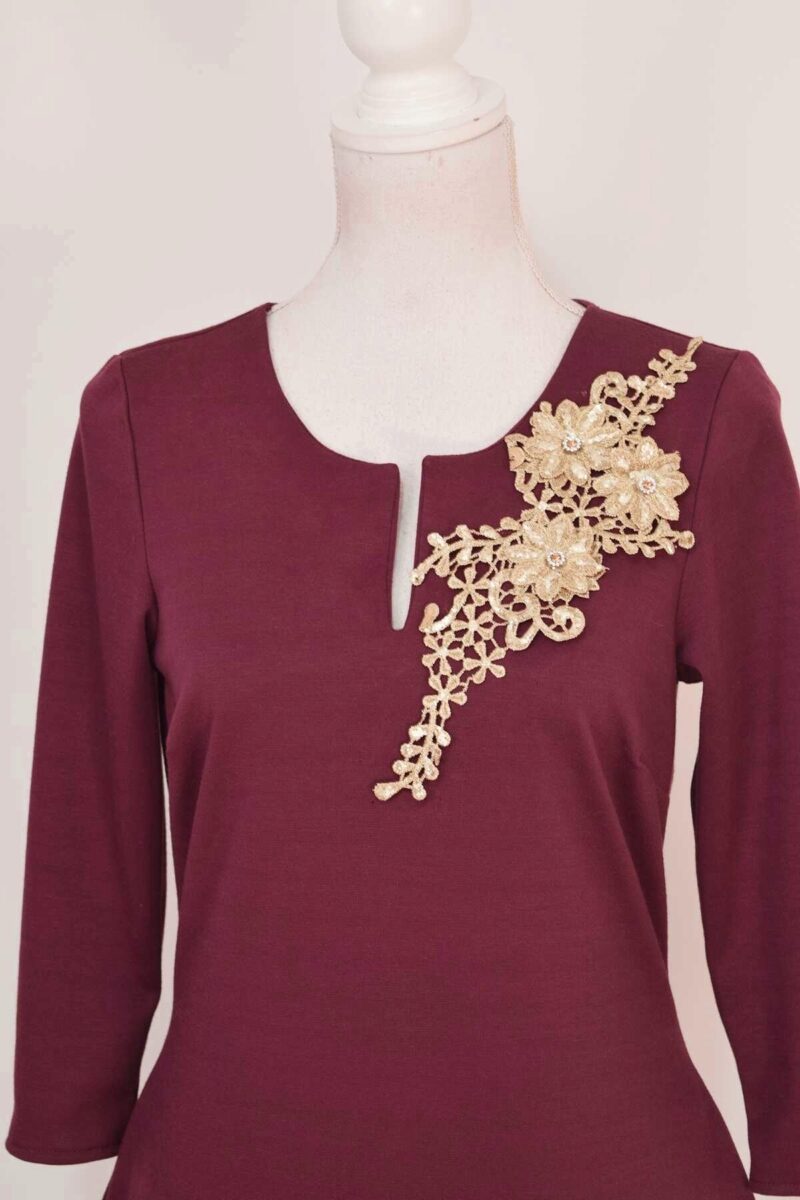 Rochie croi larg visinie cu broderie 3D