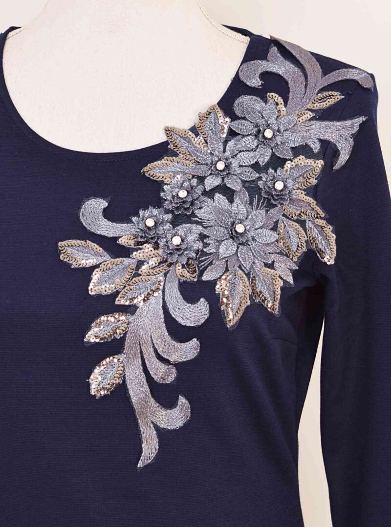 Rochie conica bleumarin cu broderie 3D