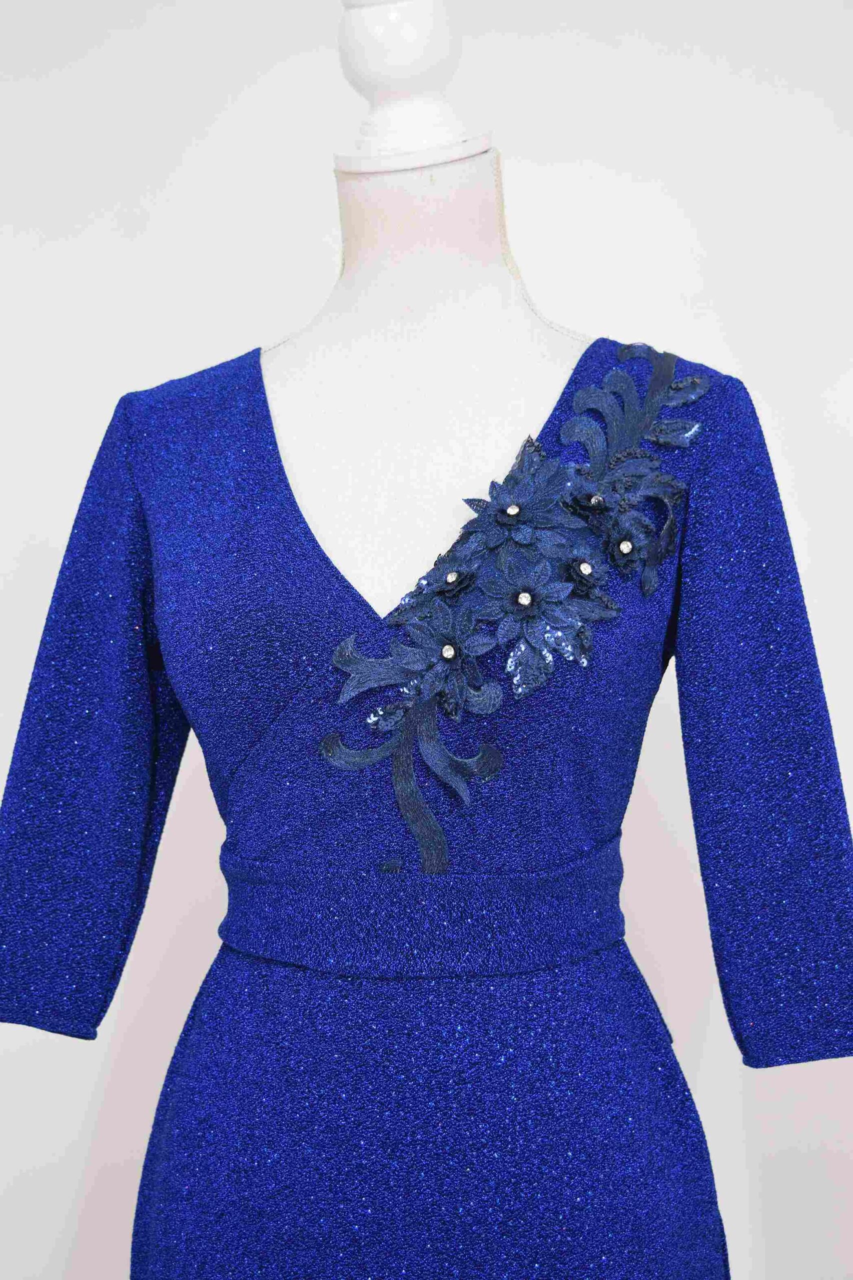 Rochie de ocazie din lurex albastra Royal Blue cu broderie 3D - 2 | YEO