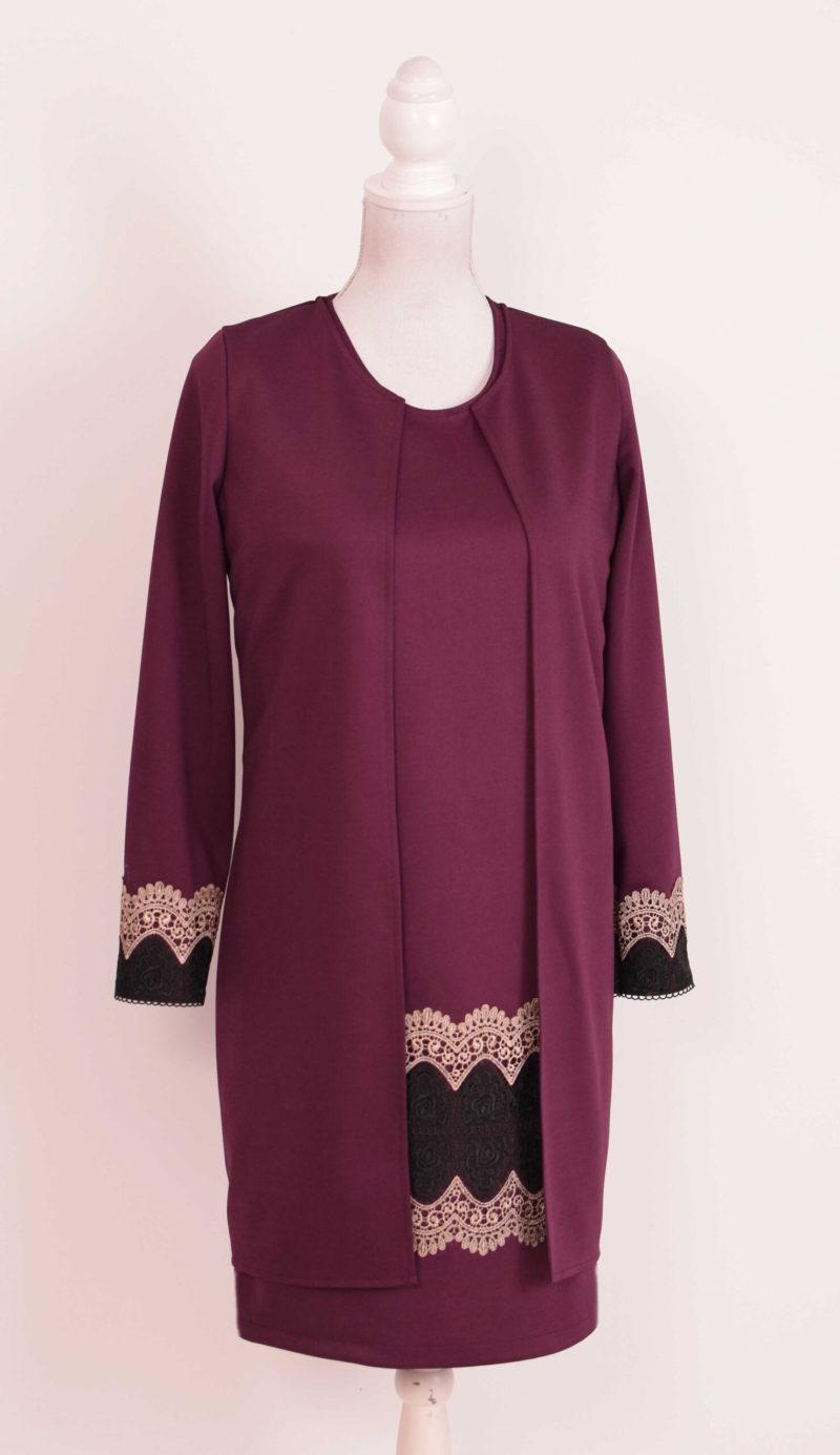 Compleu elegant visiniu cu broderie Emilia