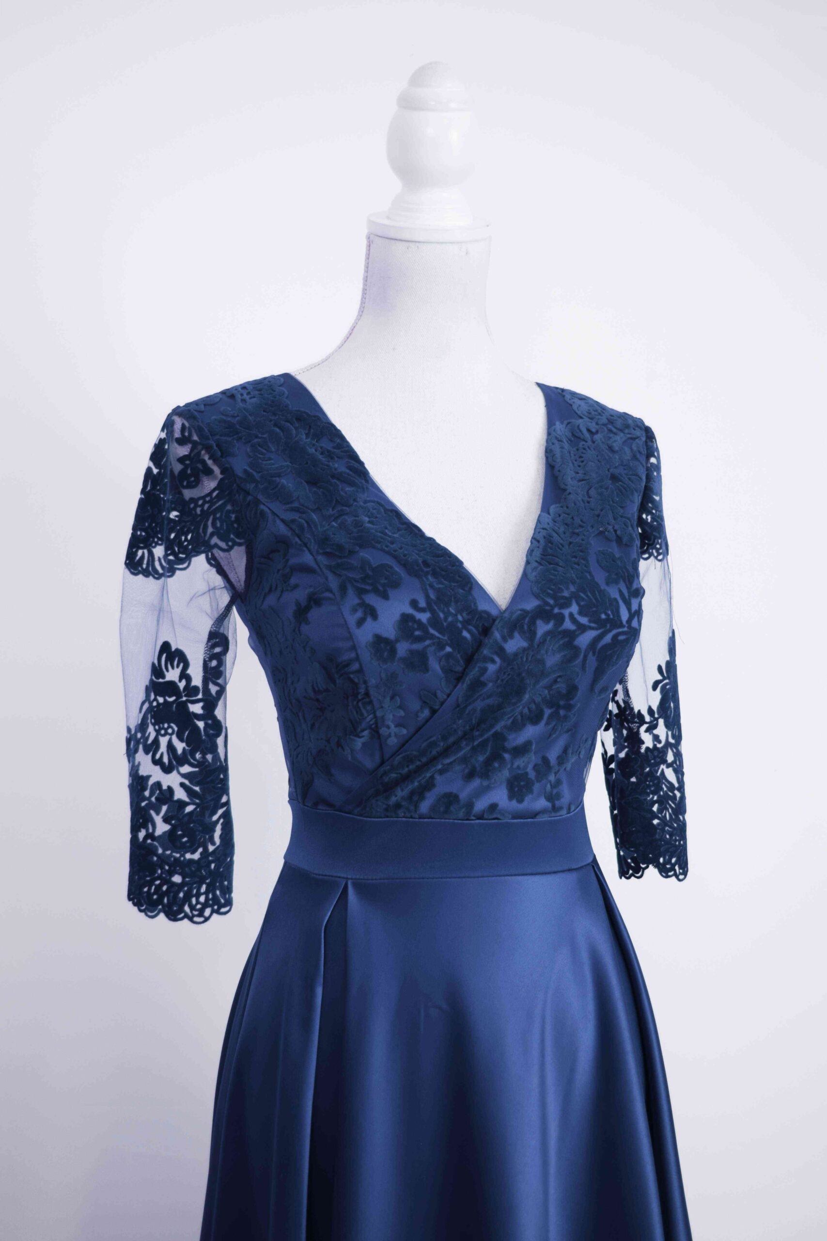 Rochie lunga bleumarin din tafta si broderie catifea Anastasia - 2 | YEO