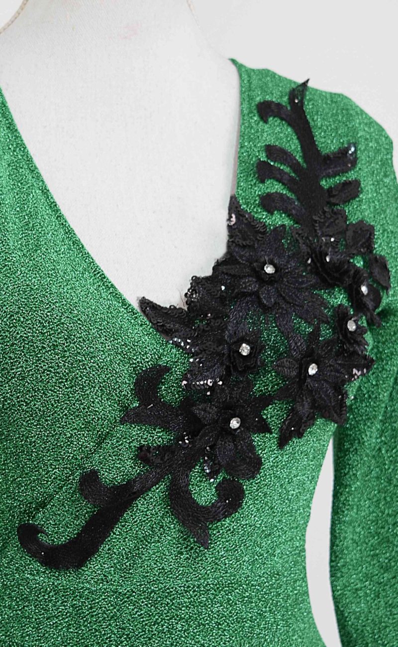 Rochie lunga din lurex verde cu aplicatie 3D neagra