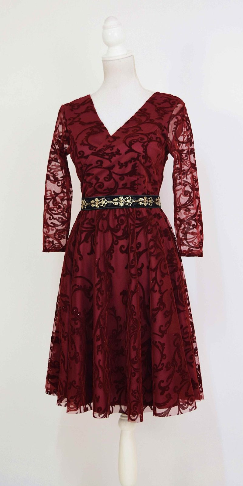Rochie de ocazie din tulle cu broderie catifea visinie Ariana2