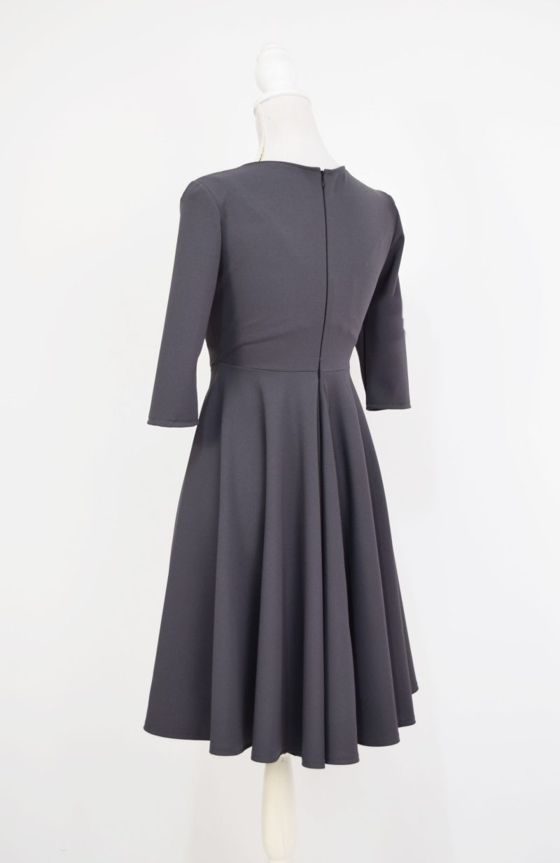 Rochie eleganta clos gri cu broderie 3D Rebeca