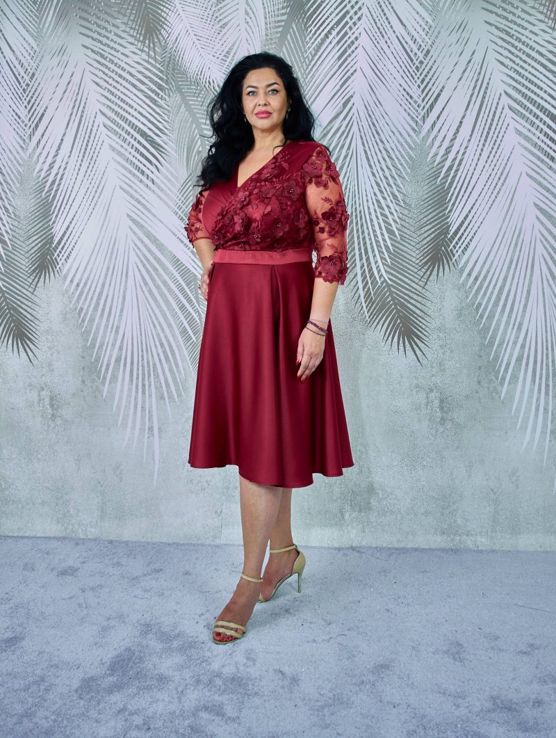 Rochie de ocazie din tafta visinie si broderie 3D Scarlett