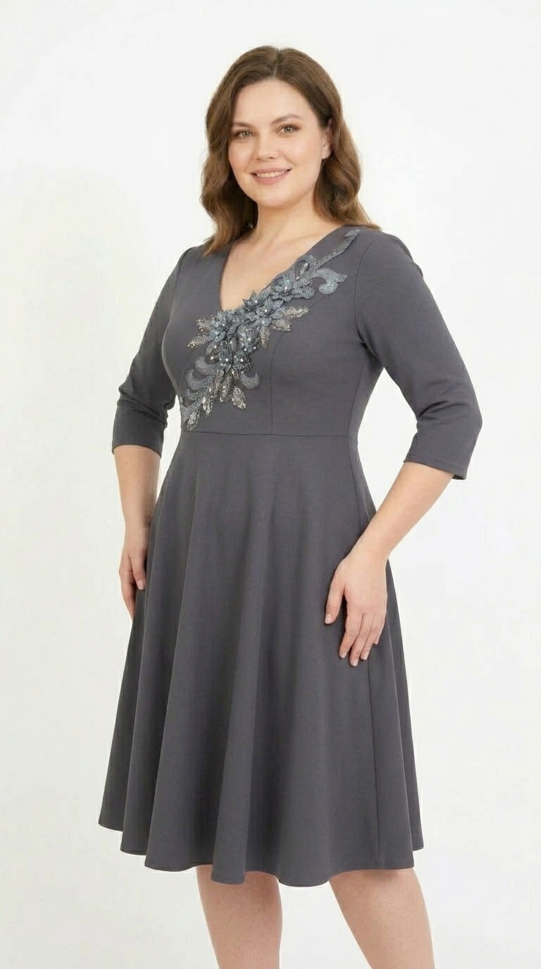 Rochie eleganta clos gri cu broderie 3D Rebeca