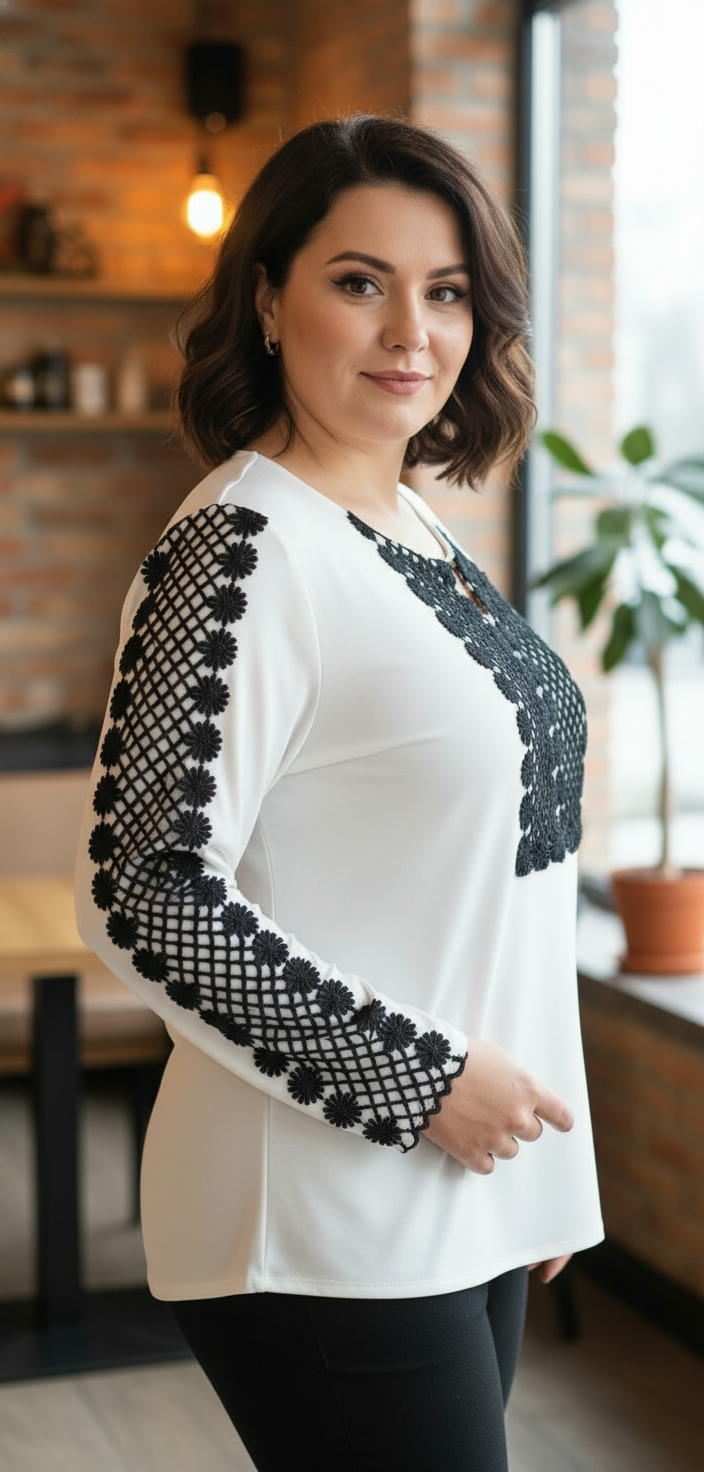 Bluza alba eleganta cu broderie neagra Emma