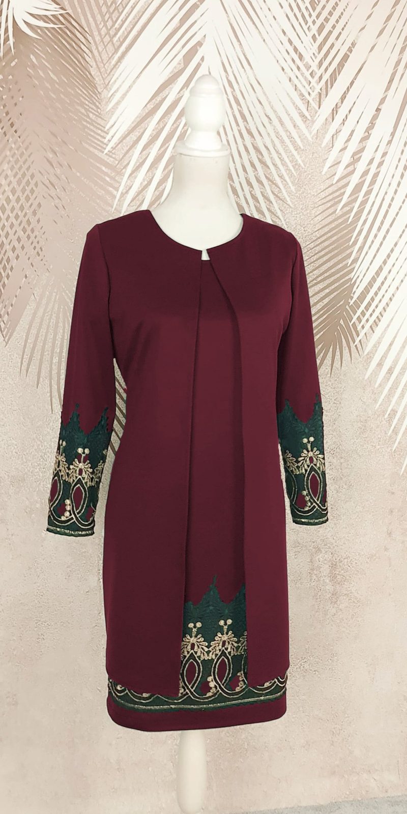 Compleu elegant visiniu cu broderie Antonia