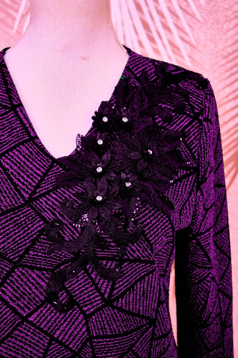 Bluza eleganta mov cu broderie florala 3D Annabella2