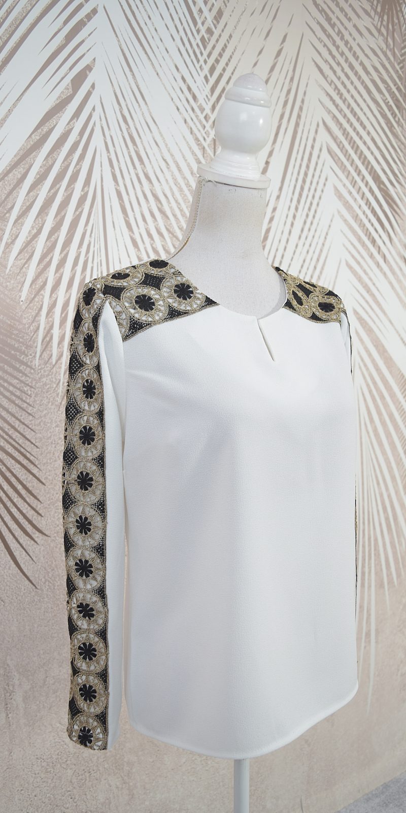 Bluza alba stilizata cu broderie Teodora