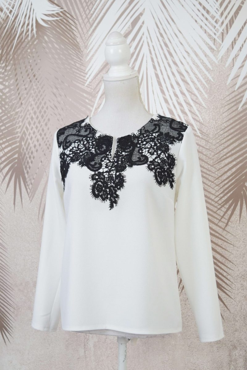 Bluza alba stilizata cu broderie Nadine
