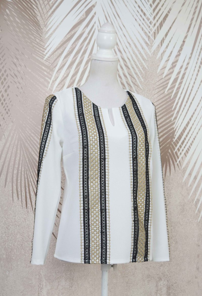 Bluza alba stilizata cu broderie Ilinca