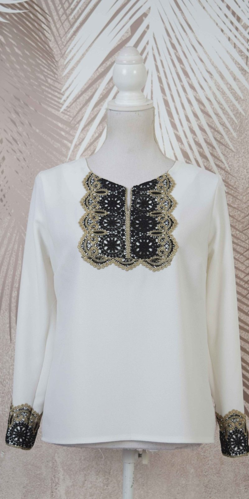 Bluza alba stilizata cu broderie Ania