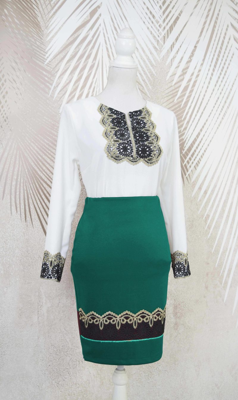 Fusta verde cu broderie Ania