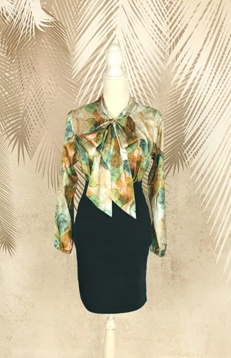 Compleu bluza eleganta Smaranda si fusta neagra conica