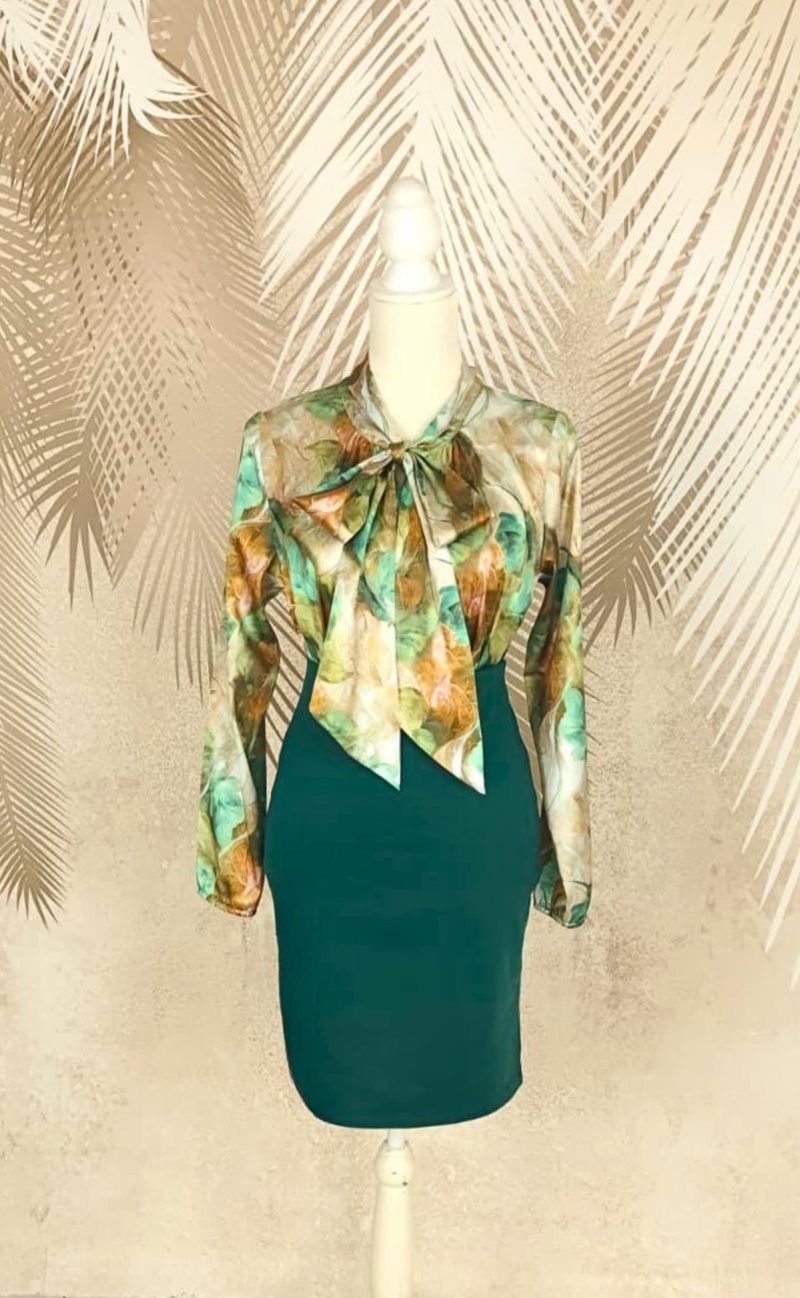 Compleu bluza eleganta Smaranda si fusta verde conica