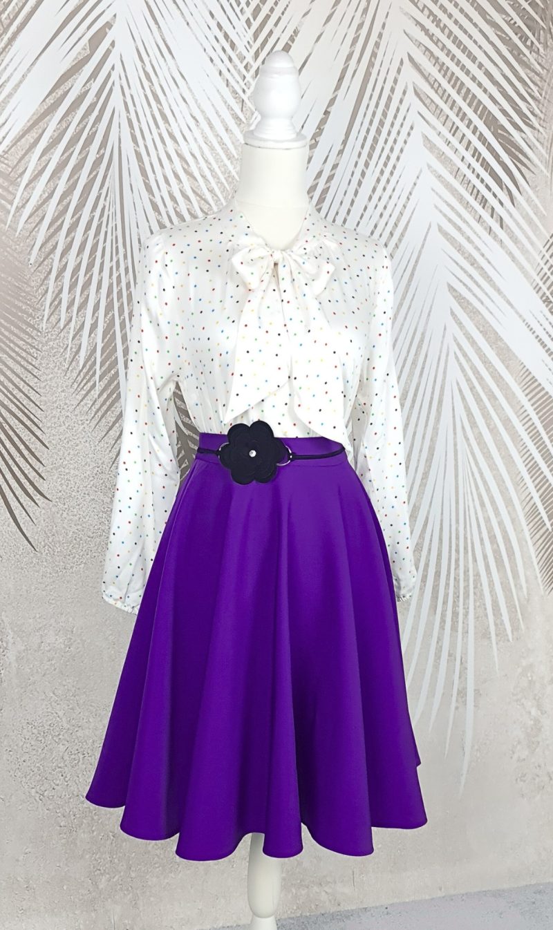 Fusta clos mov cu accesoriu in talie