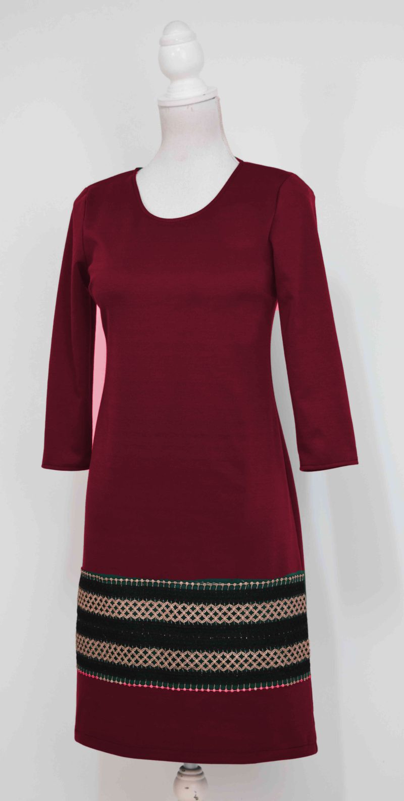 Rochie visinie cu broderie Ilinca