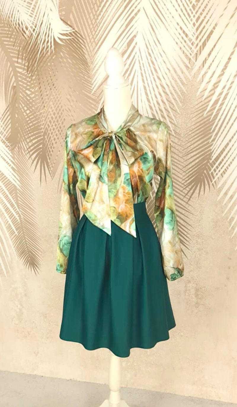 Compleu bluza eleganta Smaranda si fusta verde in pliuri