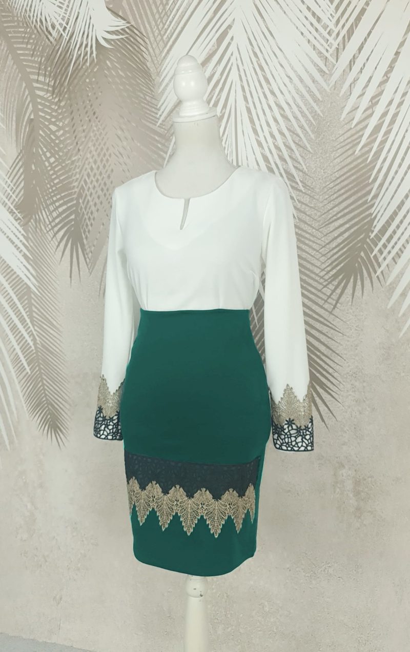 Fusta verde cu broderie Carina