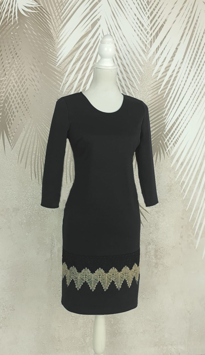 Rochie neagra cu broderie Carina