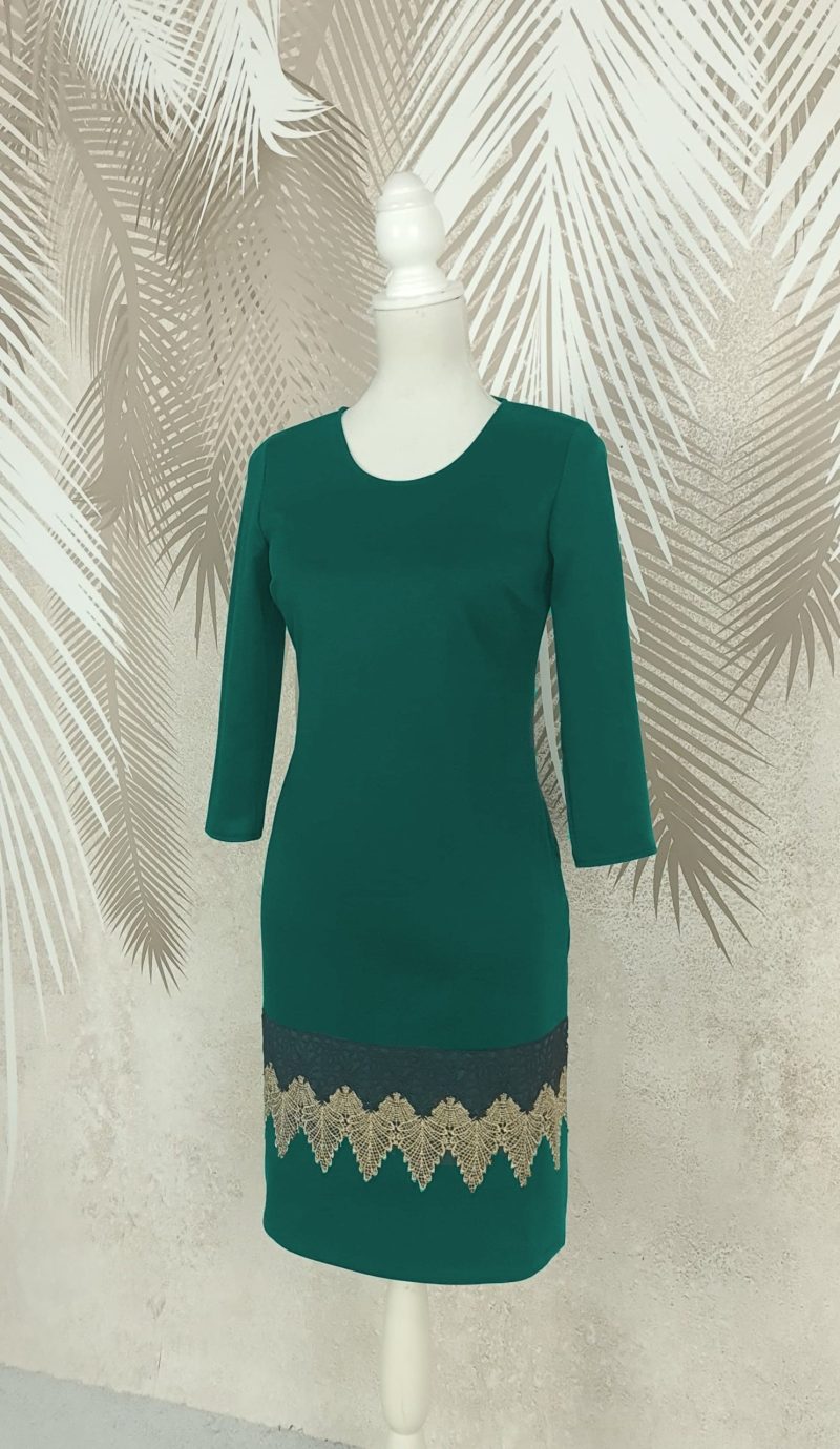 Rochie verde cu broderie Carina