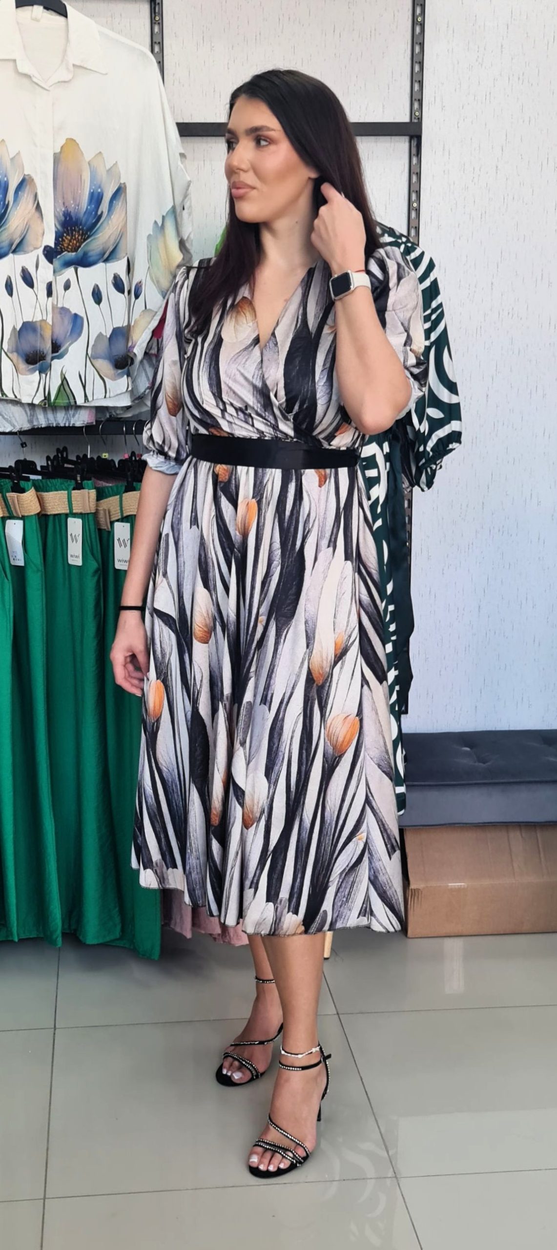 Rochie eleganta cu lalele din saten Serena2