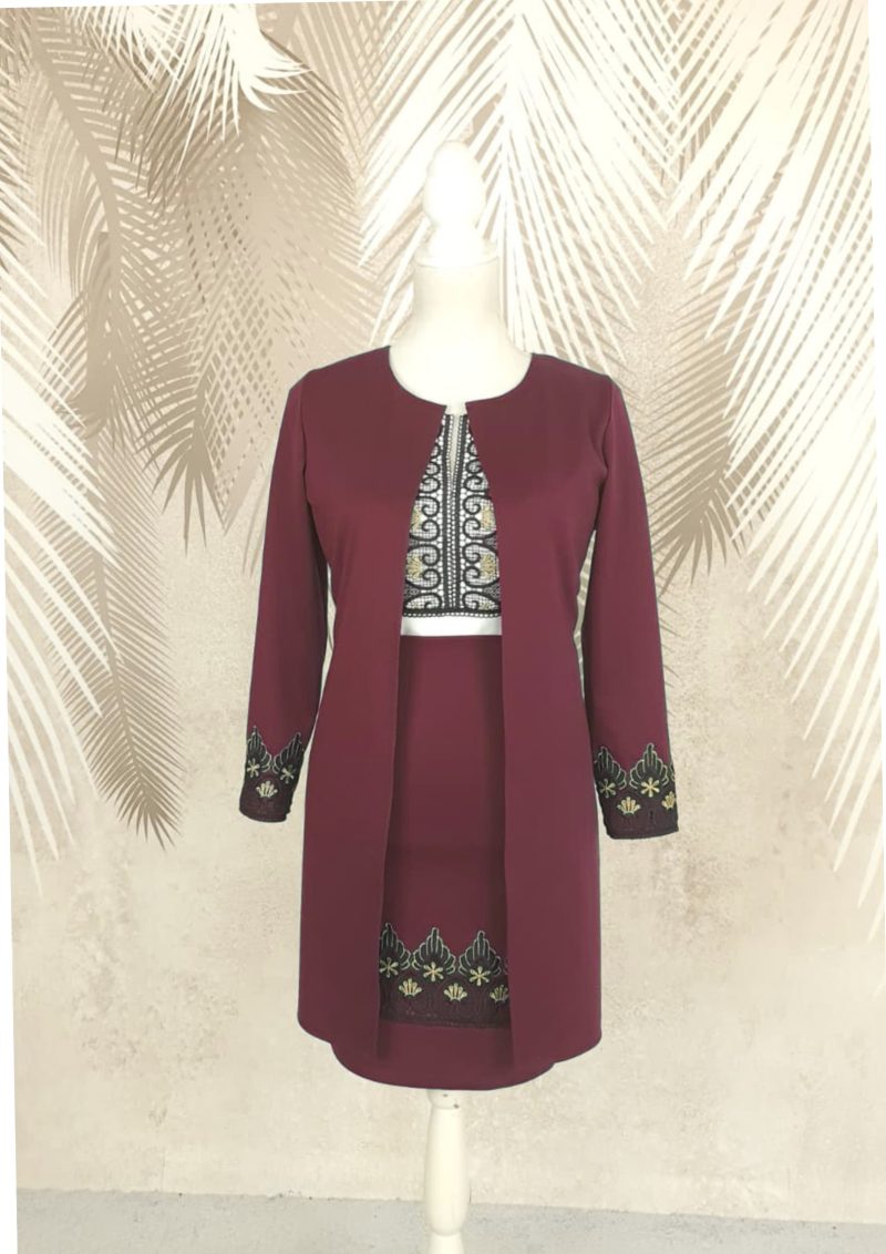 Cardigan elegant visiniu cu broderie Eva