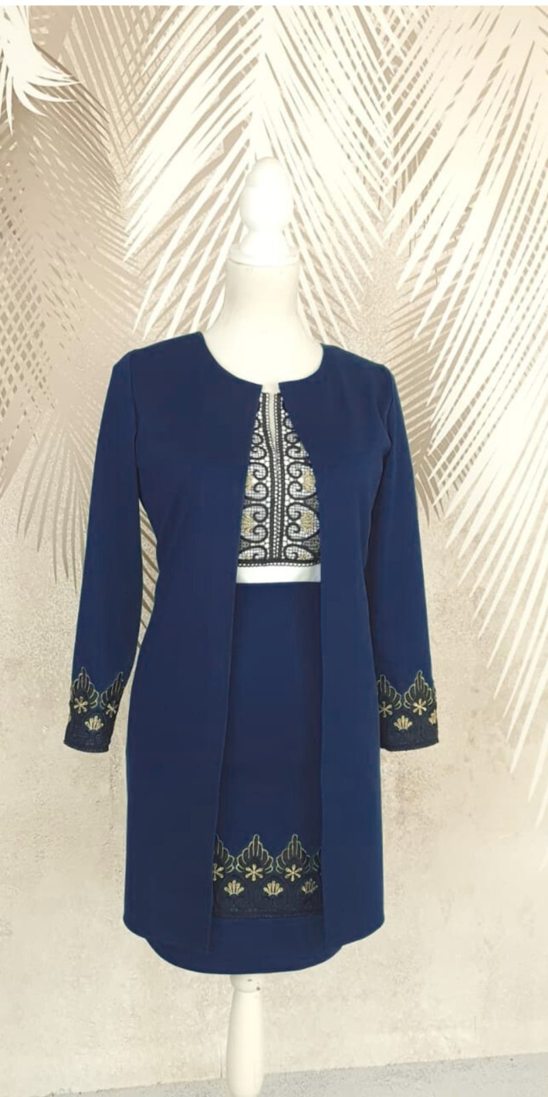 Cardigan elegant bleumarin cu broderie Eva