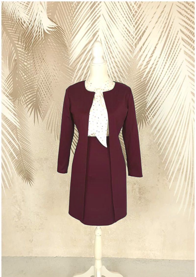 Compleu cardigan si fusta visinie si bluza alba cu buline colorate
