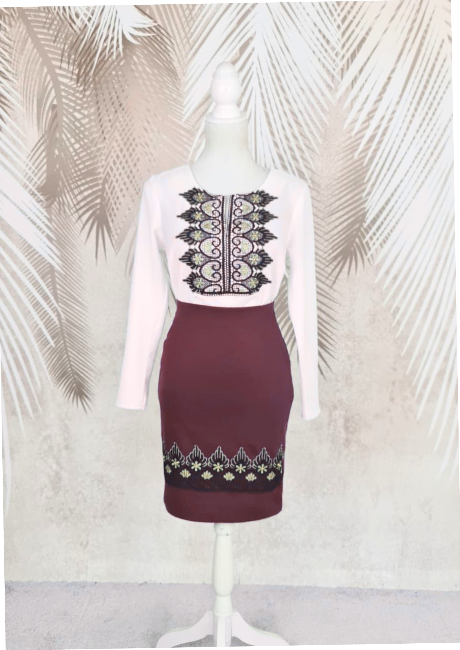 Fusta visinie cu broderie Eva