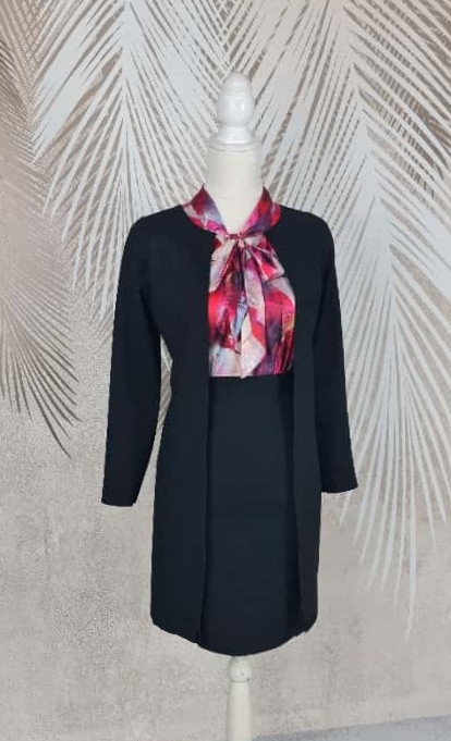 Compleu cardigan si fusta neagra si cu bluza eleganta Smaranda ciclam